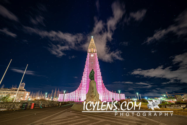 Hallgrímskirkja is PINK