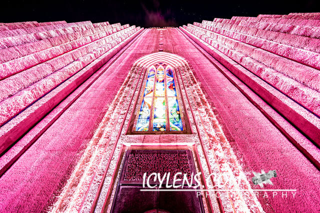 Hallgrímskirkja is PINK II